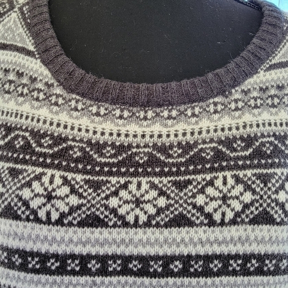 L.o.g.g. H&M Nordic Pattern Crewneck Sweater Size Large NWT - Picture 2 of 8